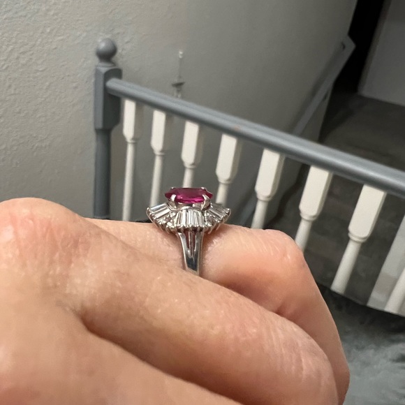 Ruby and diamond platinum ring - Picture 7 of 13
